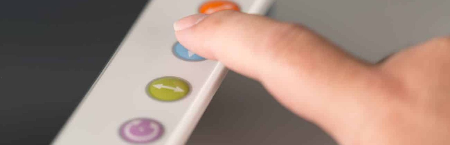 Hoffmann + Krippner - Finger actuates membrane keypad